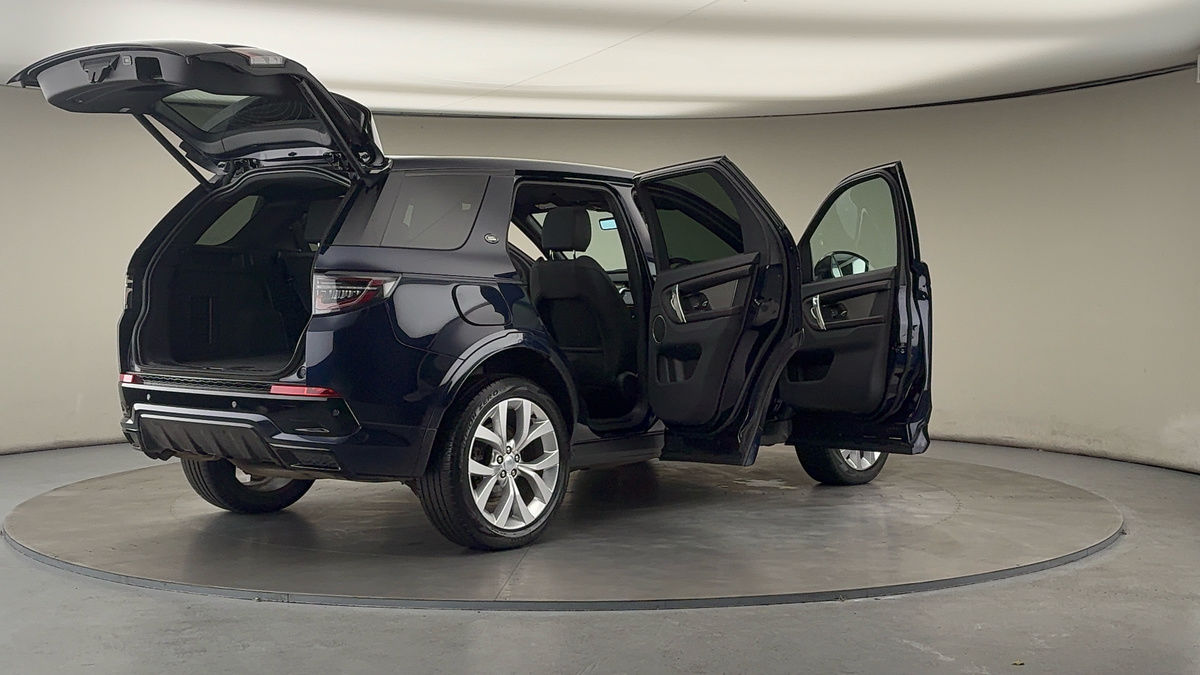 More views of Land Rover Discovery Sport