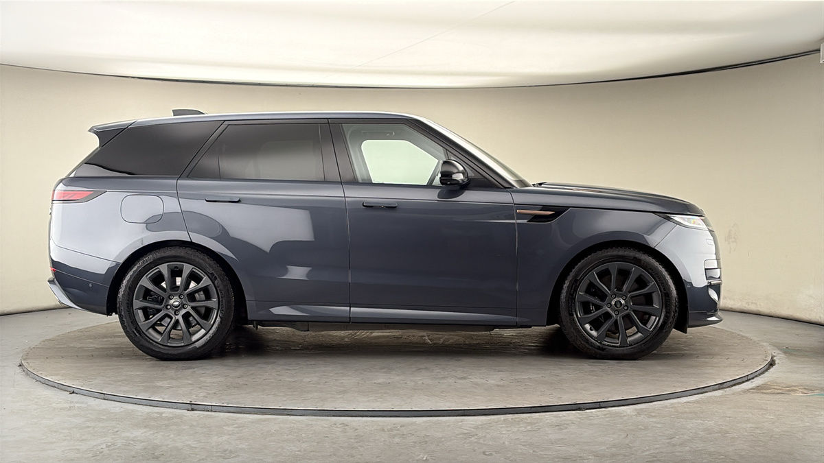 Land Rover Range Rover Sport Image 16