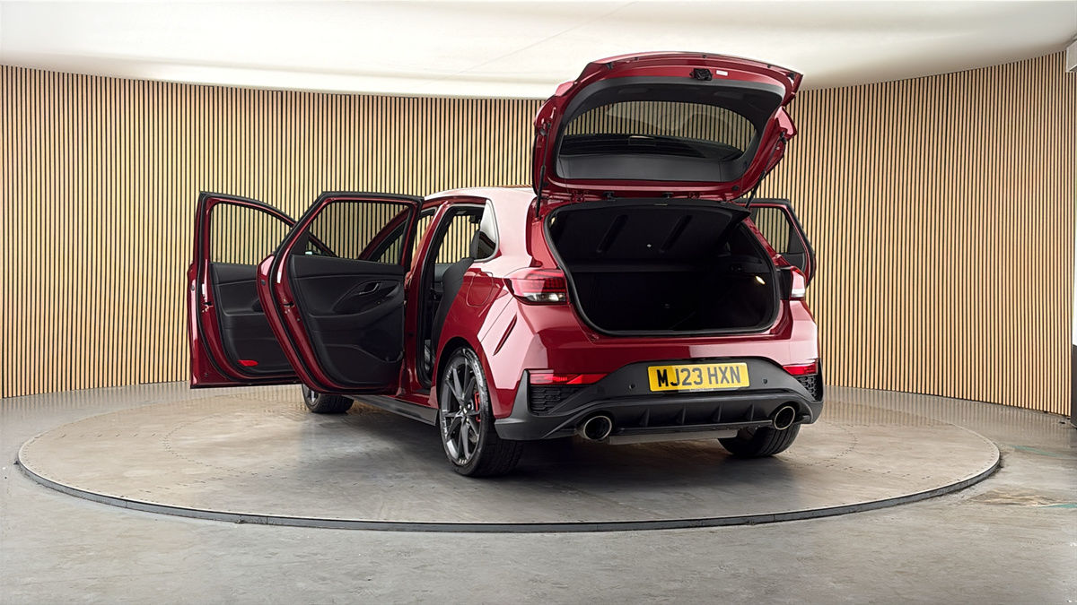 More views of Hyundai i30