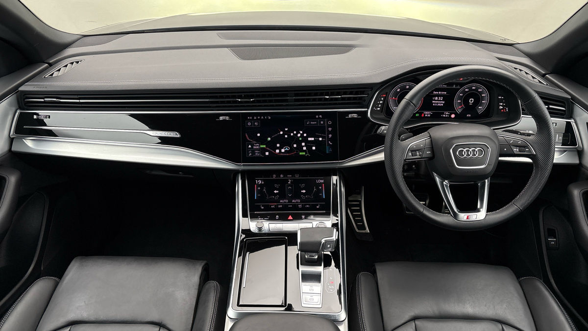 Audi Q8 Image 12