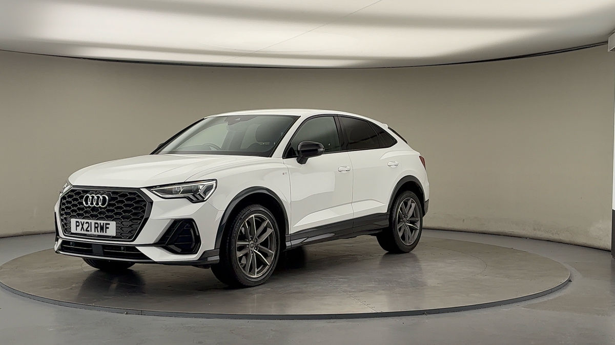 More views of Audi Q3