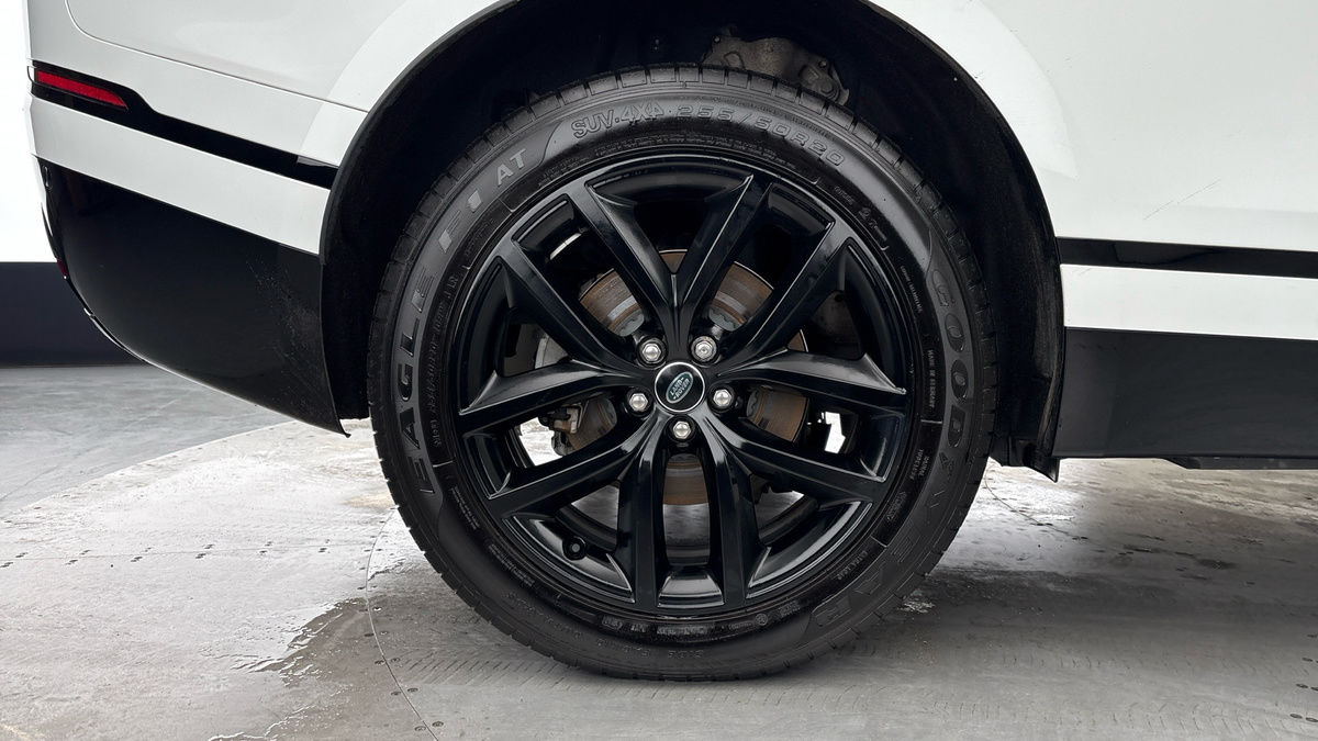 Land Rover Range Rover Velar Image 10
