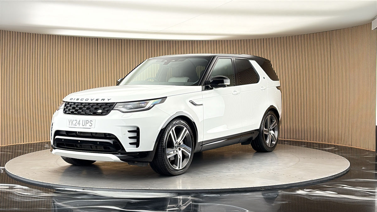 More views of Land Rover Discovery