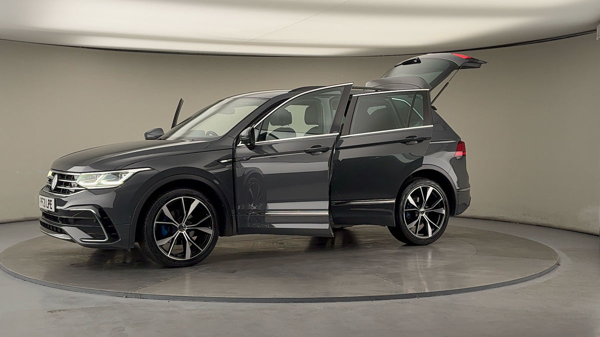 More views of Volkswagen Tiguan