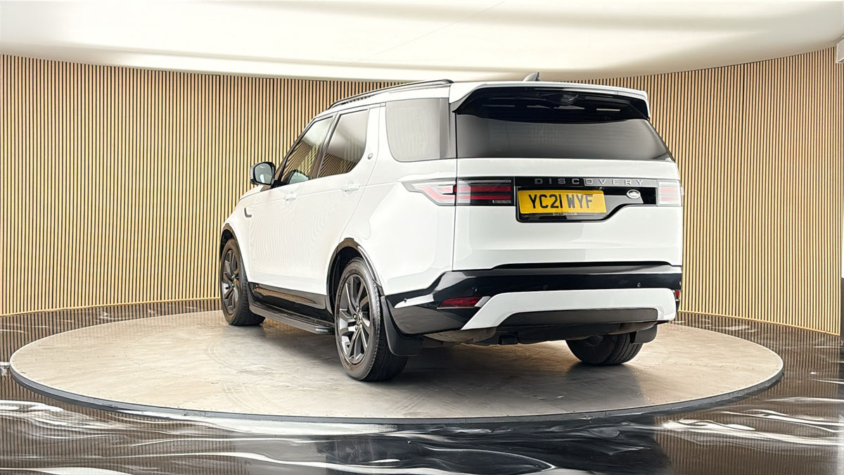 More views of Land Rover Discovery