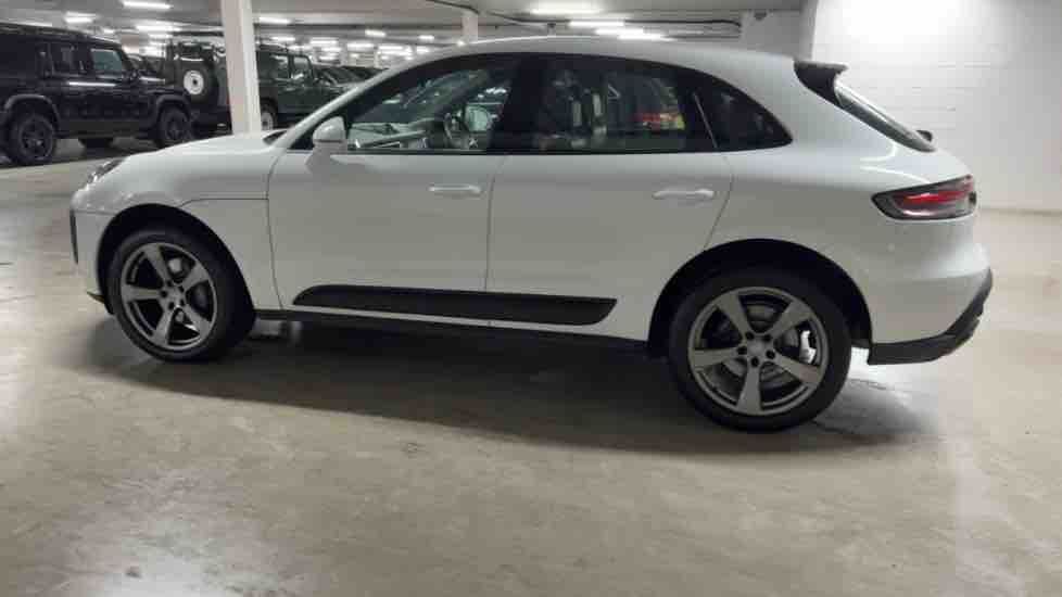 More views of Porsche Macan