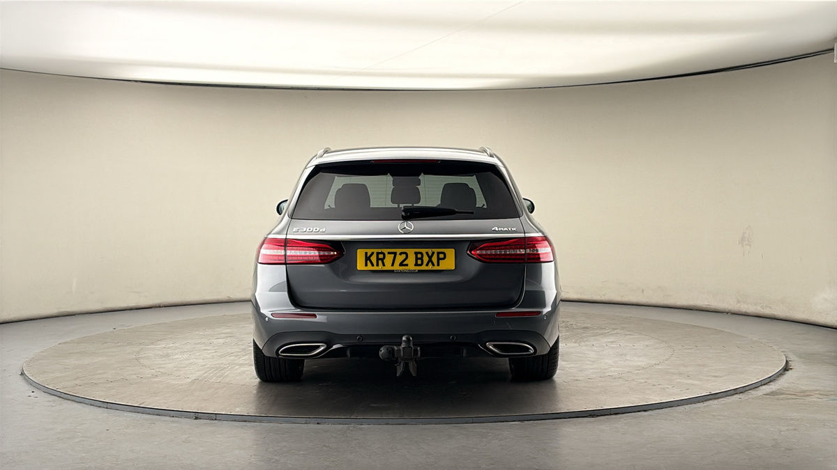 Mercedes-Benz E Class Image 4