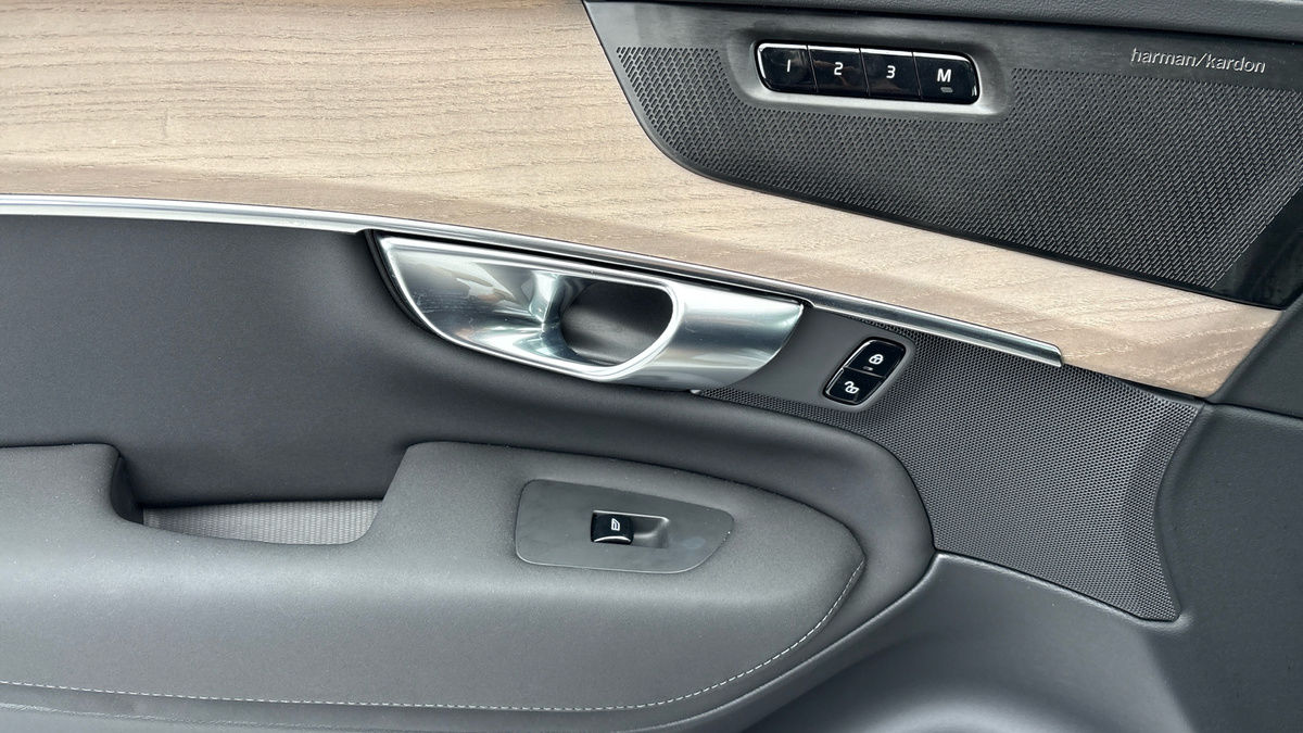 Volvo XC90 Image 19