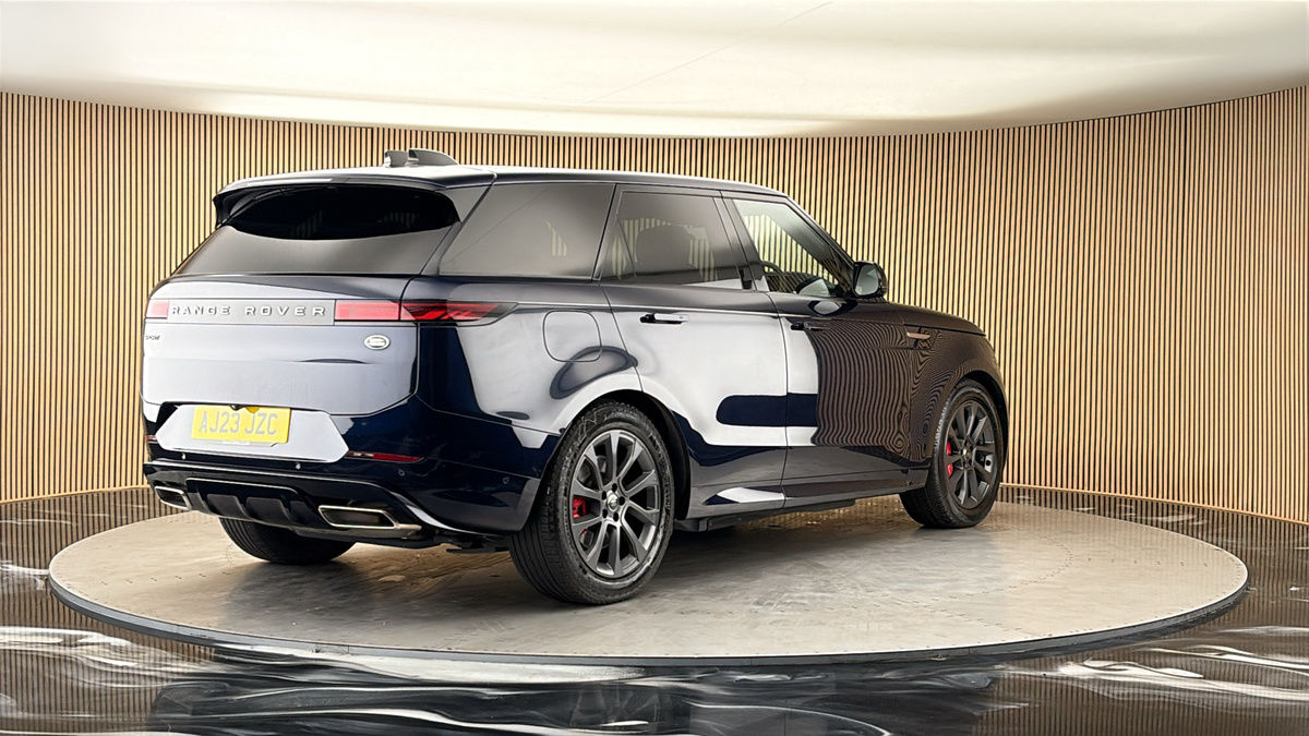More views of Land Rover Range Rover Sport