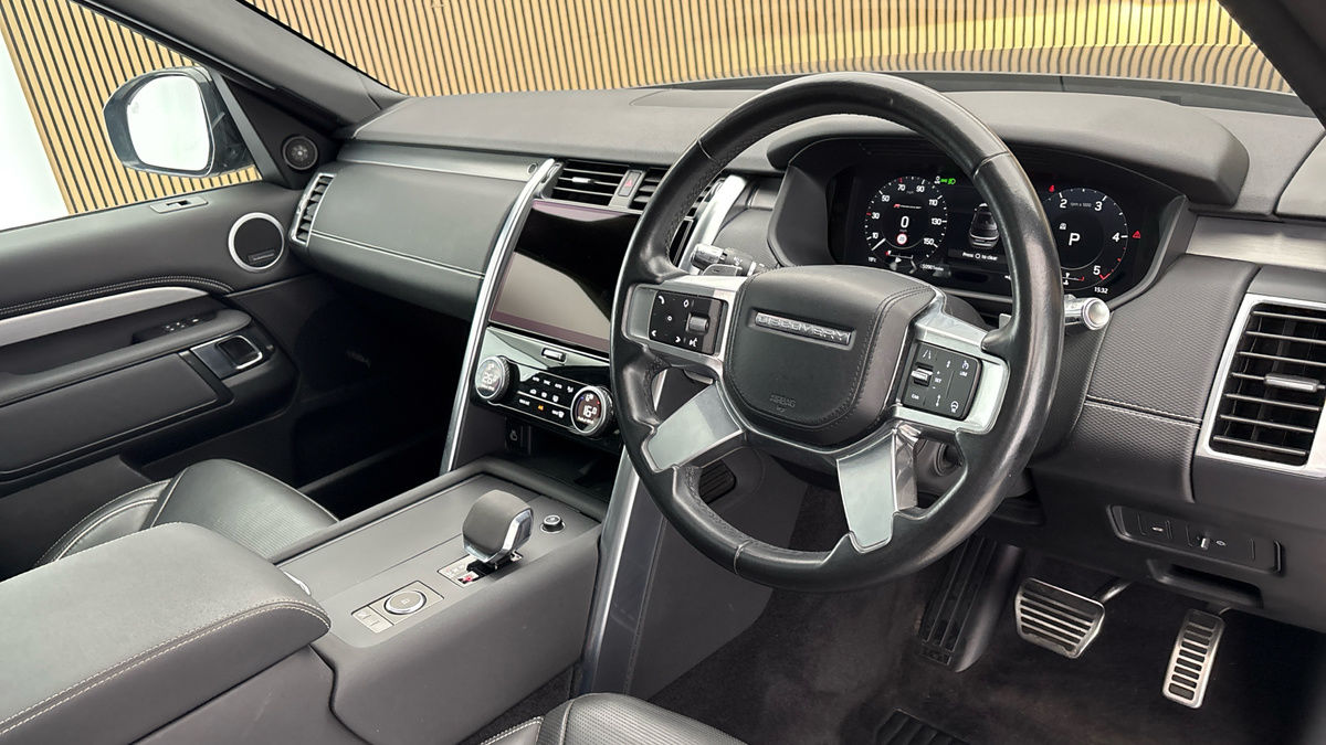 Land Rover Discovery Image 5