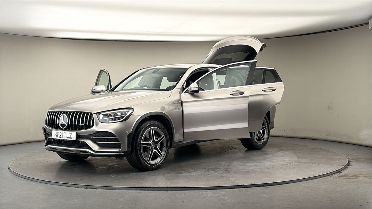 Mercedes-Benz GLC Image 22