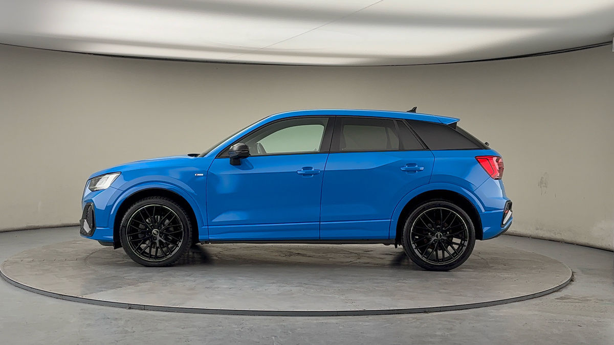 Audi Q2 Image 15