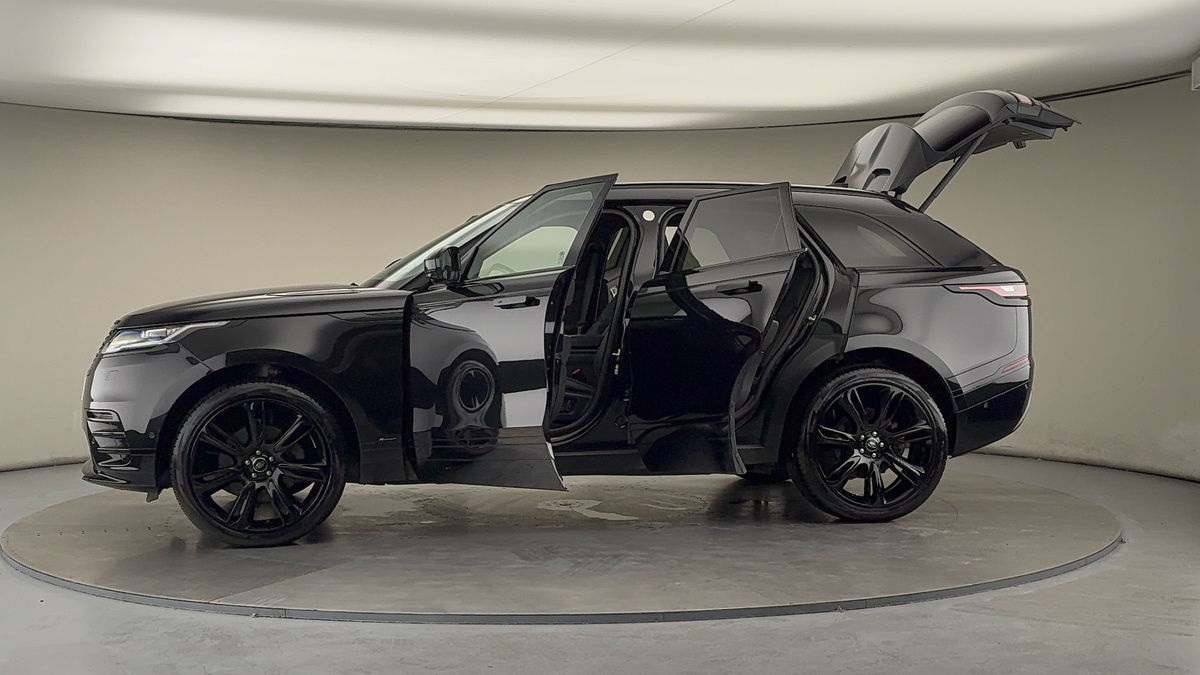 More views of Land Rover Range Rover Velar