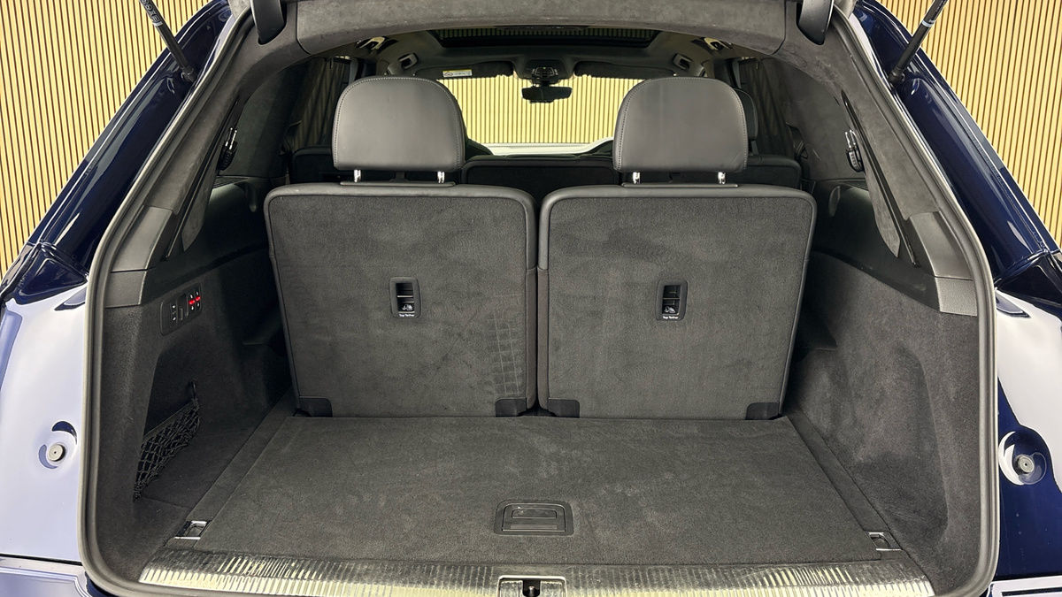 Audi Q7 Image 11