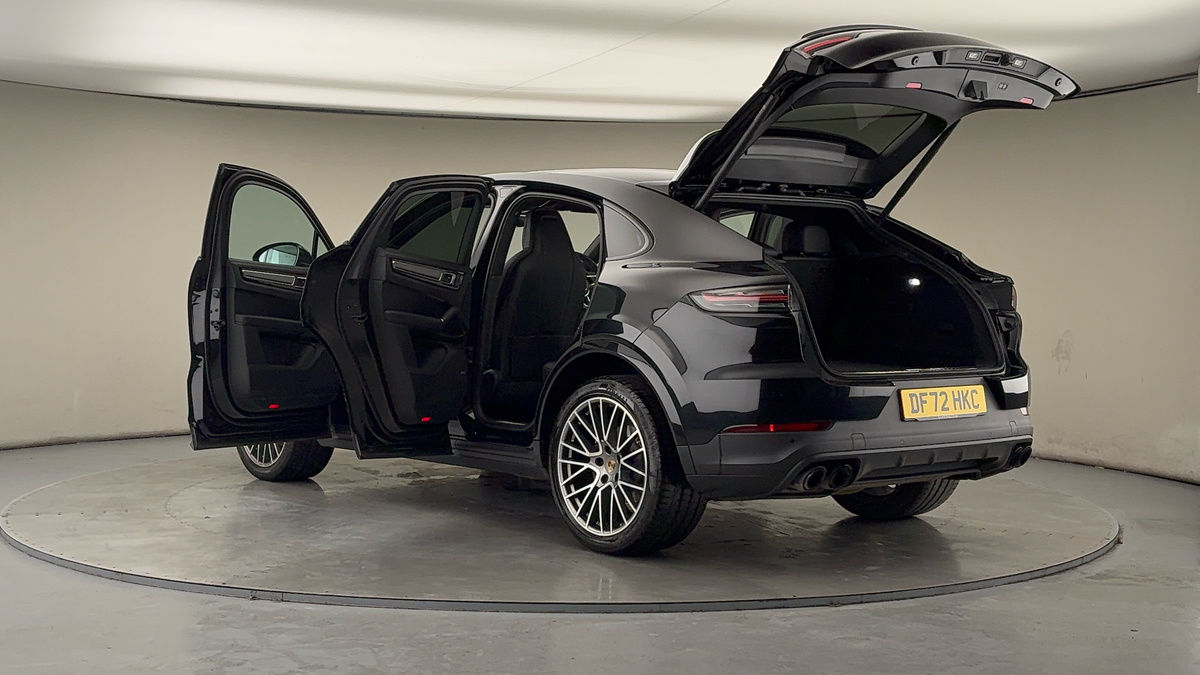 More views of Porsche Cayenne