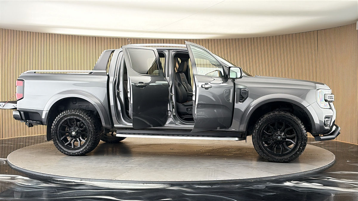 More views of Ford Ranger