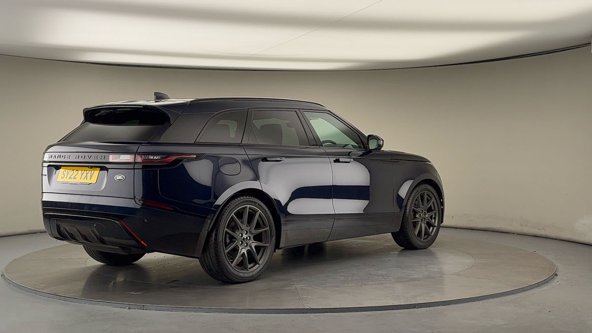 Land Rover Range Rover Velar Image 21