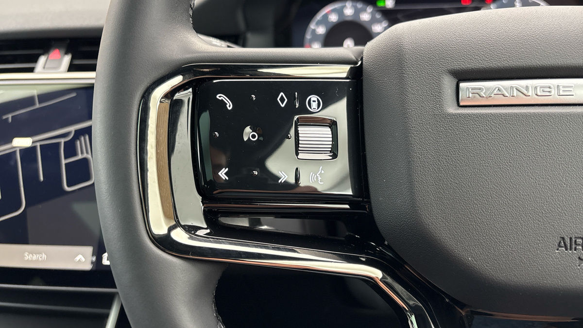 Land Rover Range Rover Evoque Image 13