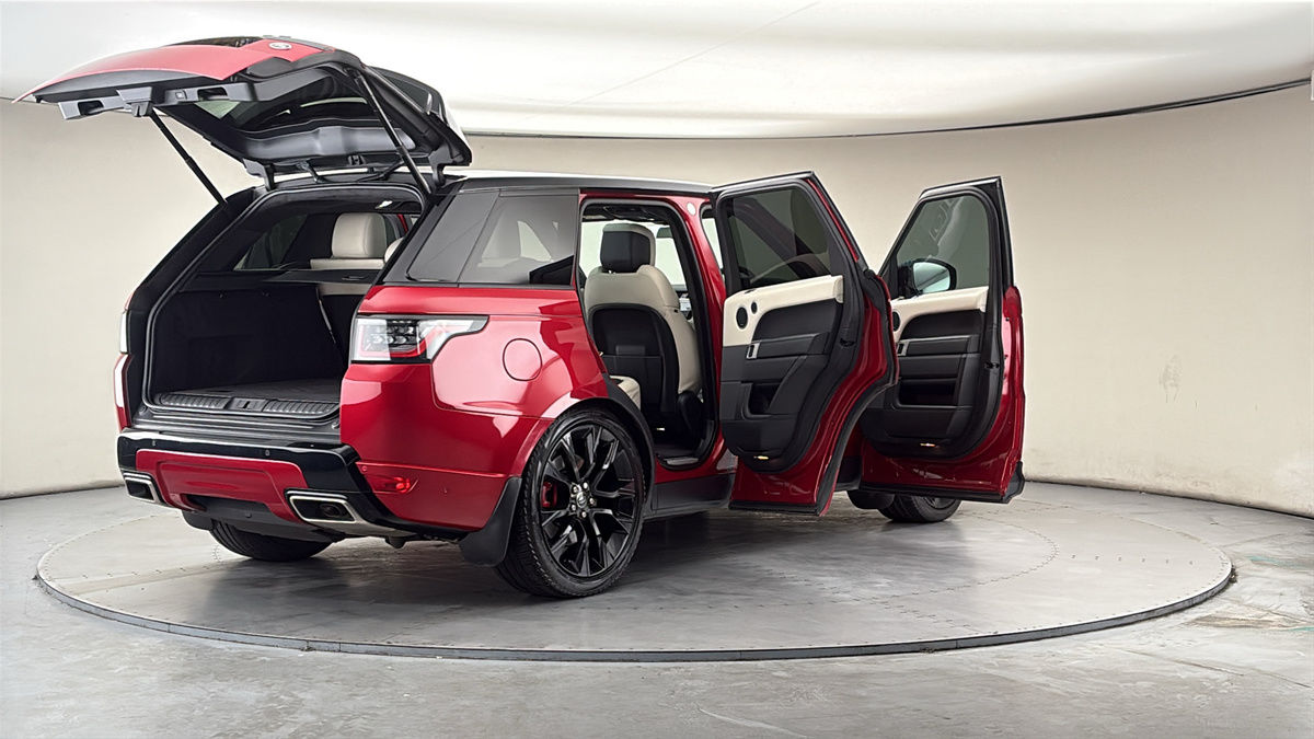 More views of Land Rover Range Rover Sport