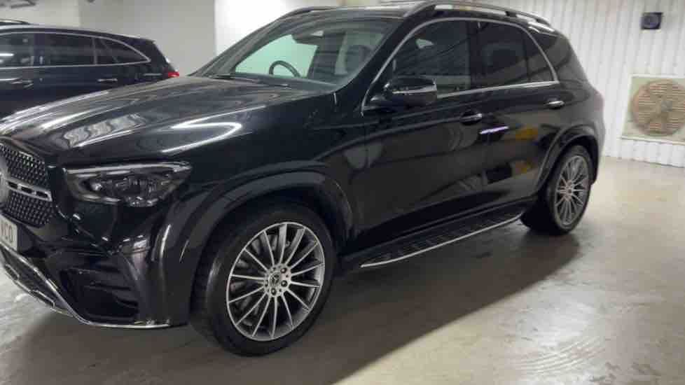 More views of Mercedes-Benz GLE