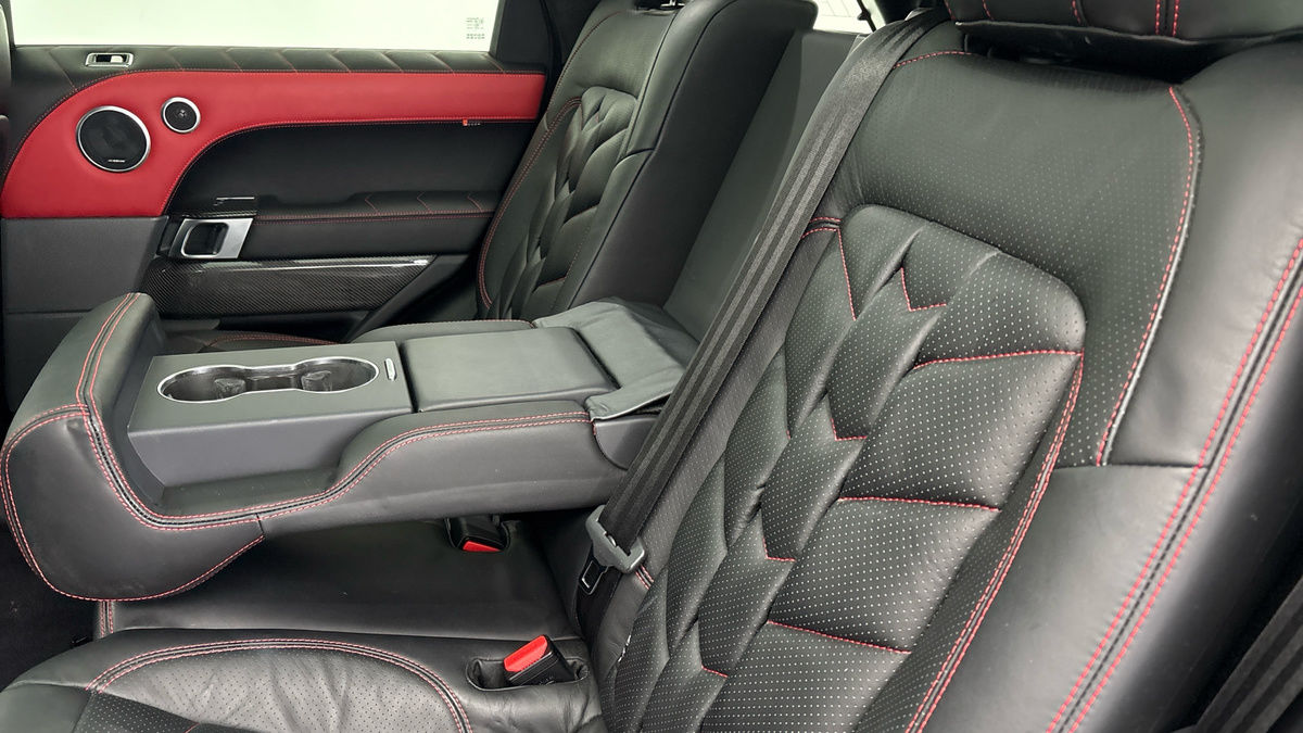 Land Rover Range Rover Sport Image 9