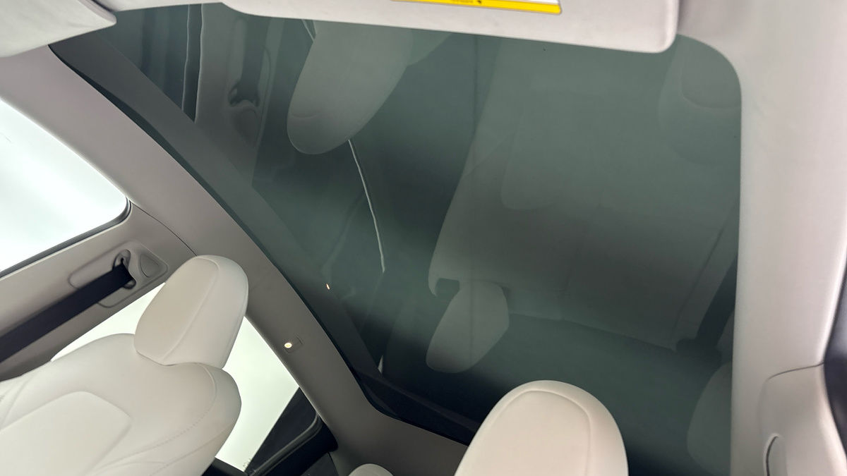 Tesla Model Y Image 6