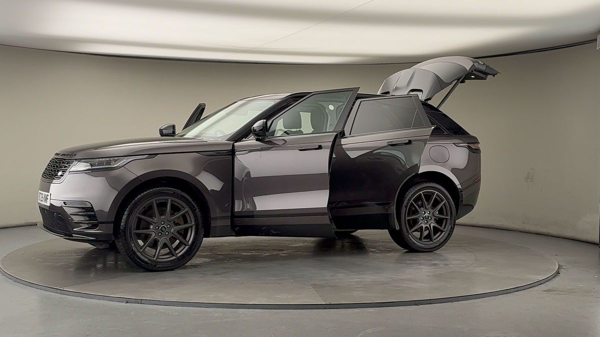 More views of Land Rover Range Rover Velar