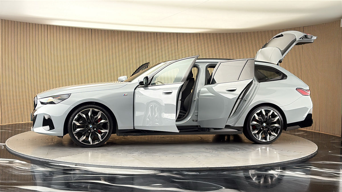 More views of BMW 5 Series