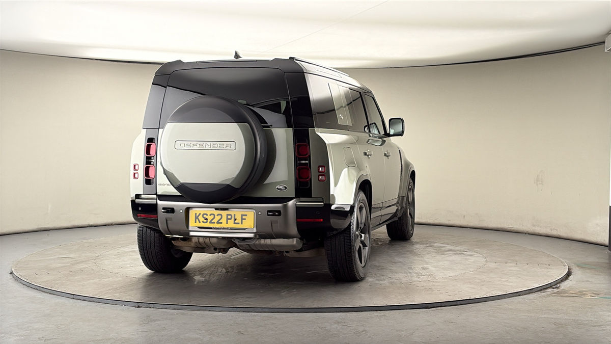 More views of Land Rover Defender 110