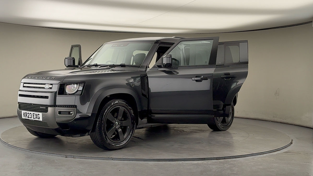 More views of Land Rover Defender 110