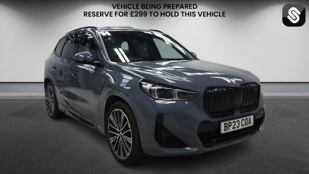 BMW iX1 Sticky Header Image