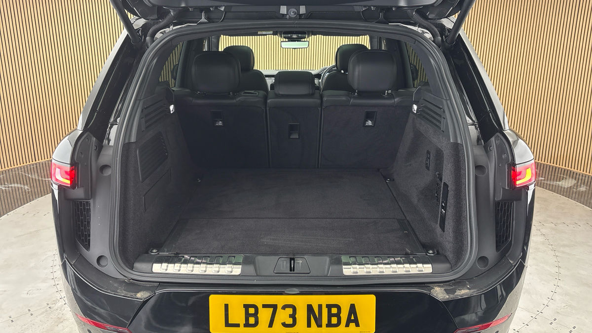 Land Rover Range Rover Sport Image 11