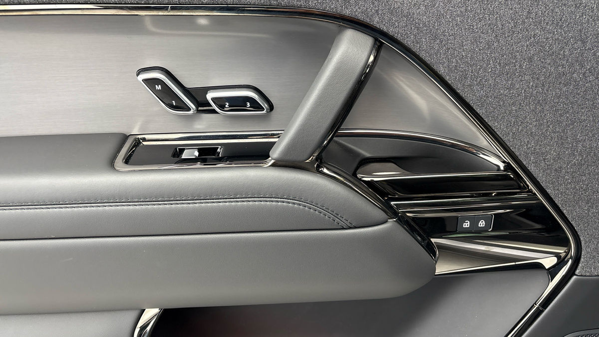 Land Rover Range Rover Sport Image 19