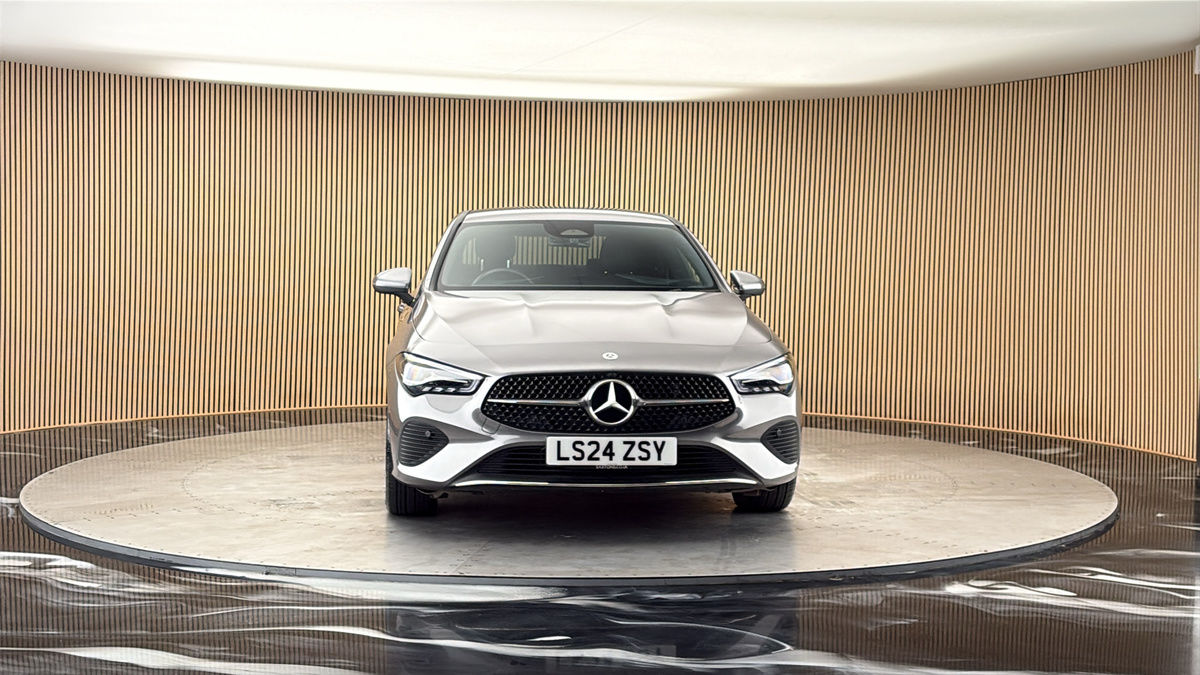 More views of Mercedes-Benz CLA