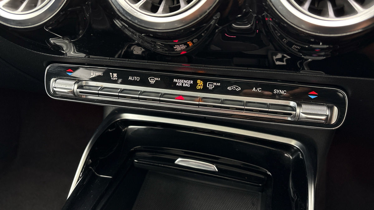 Mercedes-Benz A Class Image 27