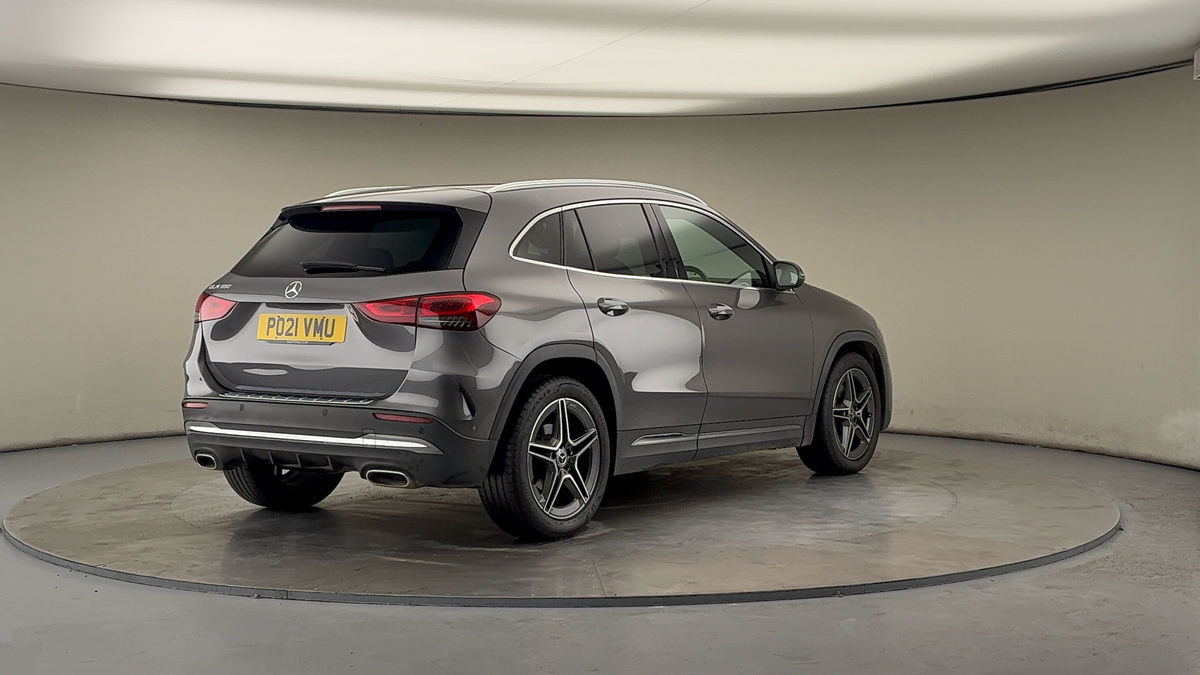 More views of Mercedes-Benz GLA
