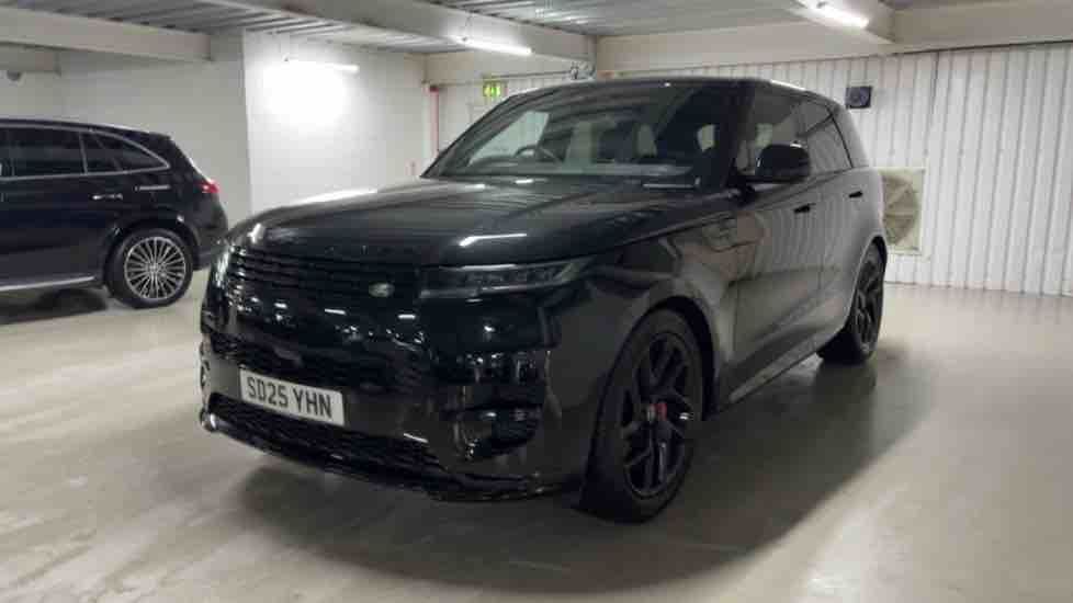More views of Land Rover Range Rover Sport