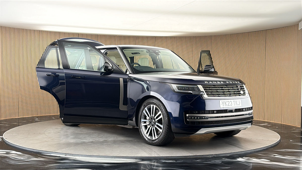 More views of Land Rover Range Rover