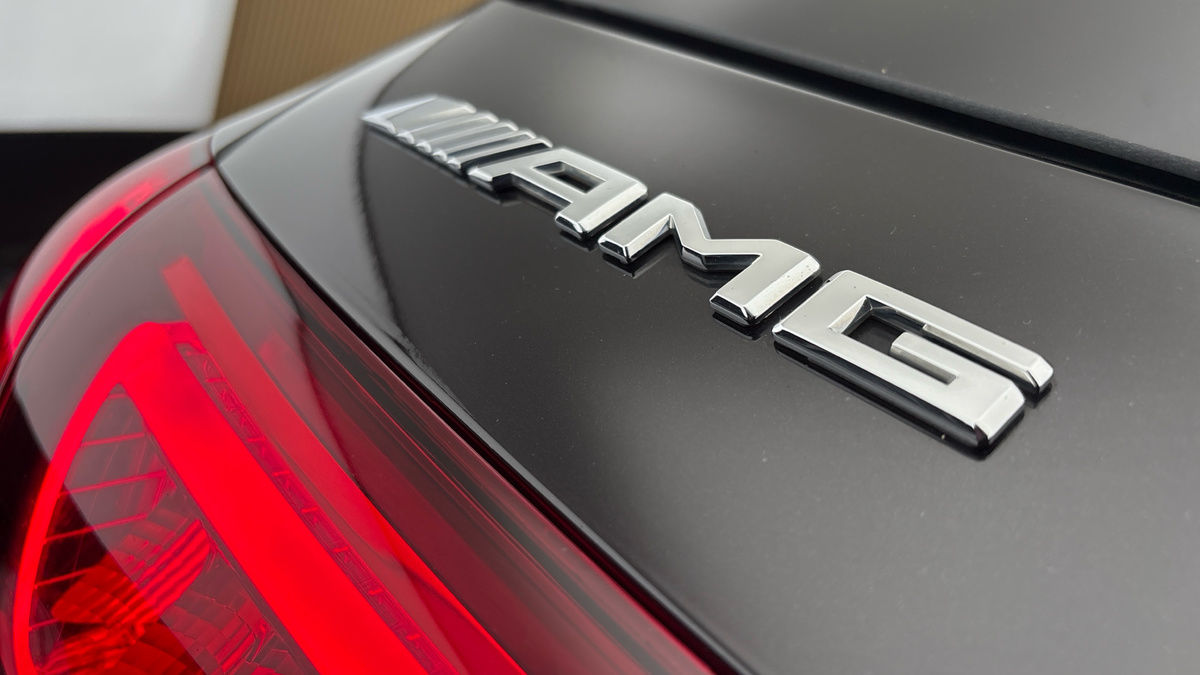 More views of Mercedes-Benz GLE