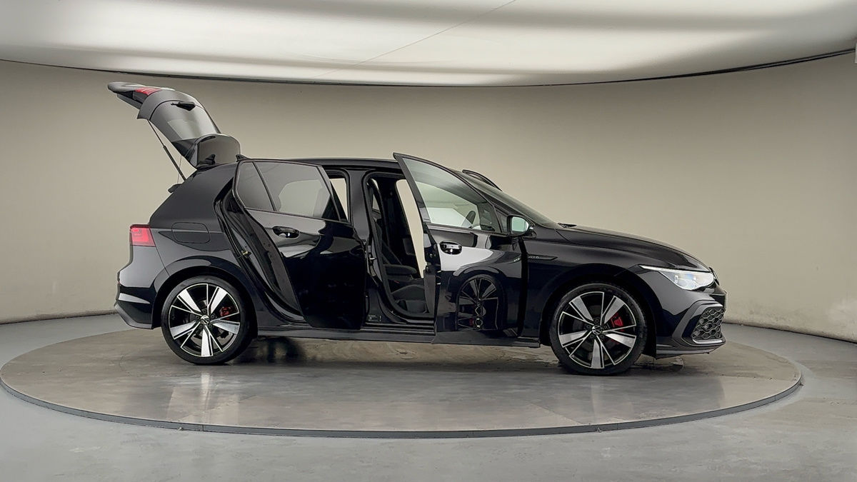 More views of Volkswagen Golf