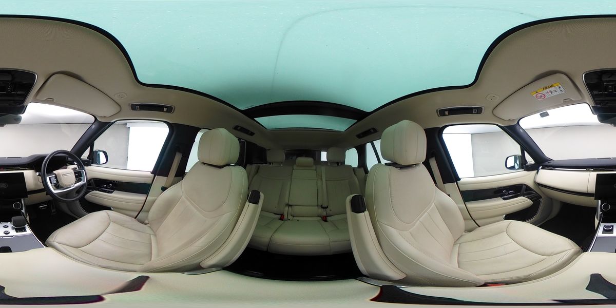 More views of Land Rover Range Rover