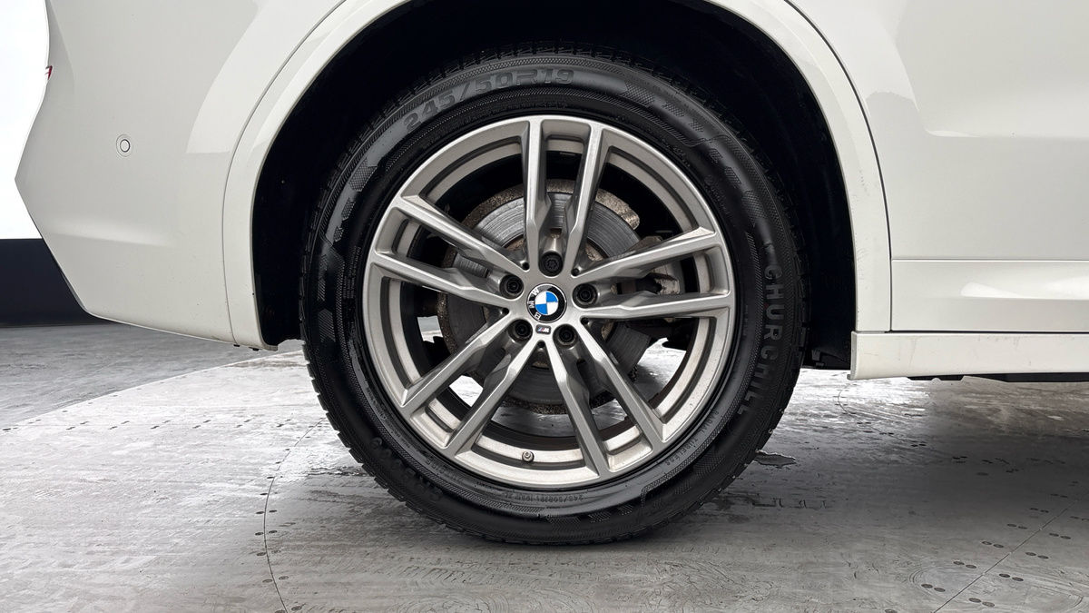 BMW X3 Image 10