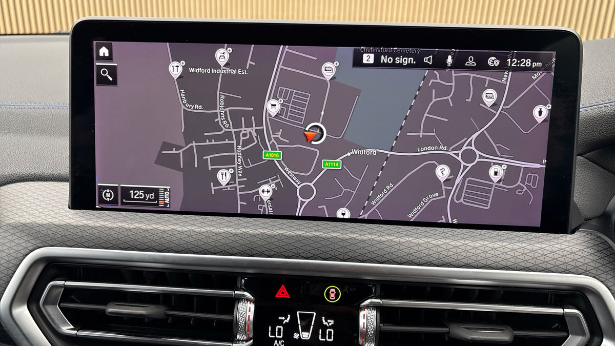 BMW X3 Image 17