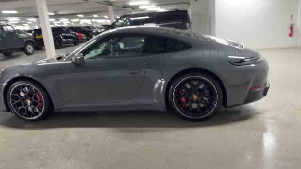 More views of Porsche 911