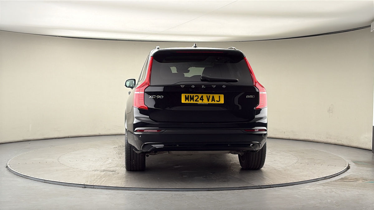 More views of Volvo XC90