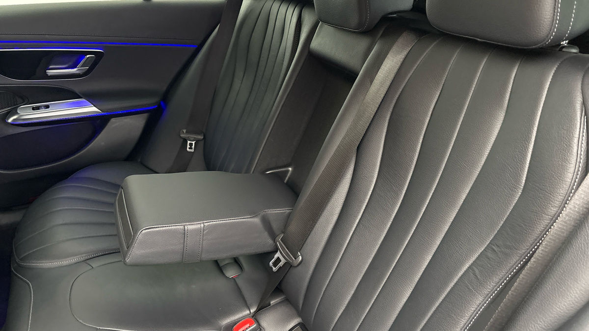 Mercedes-Benz E Class Image 9