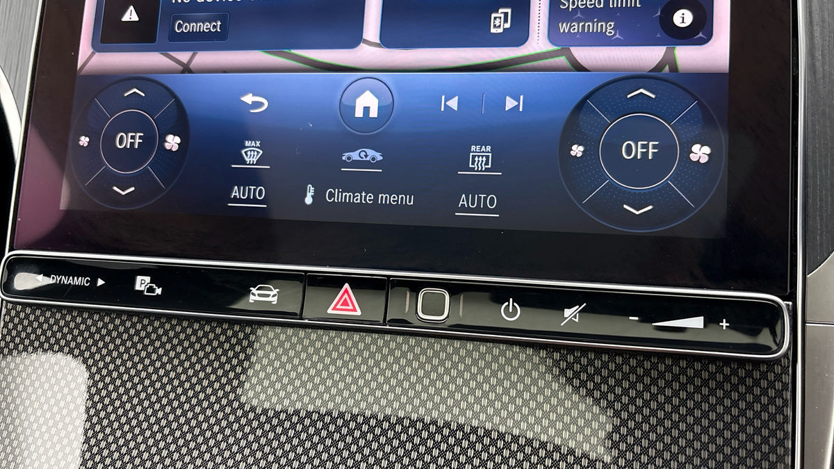 Mercedes-Benz GLC Image 25
