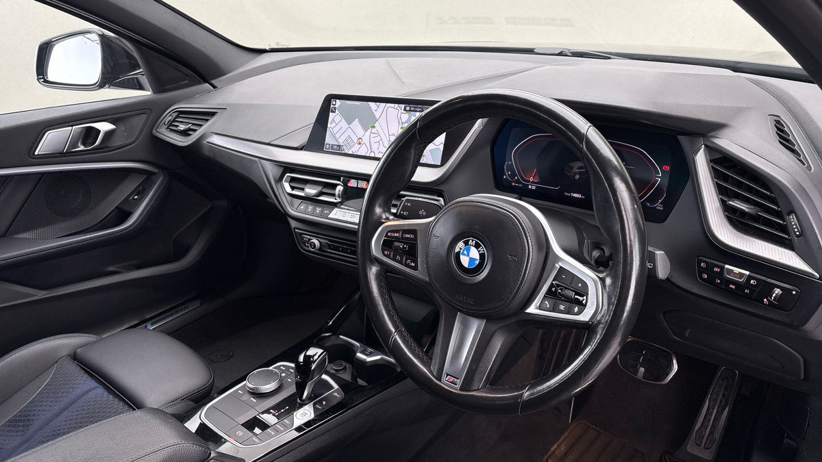 BMW 1 Series Image 5