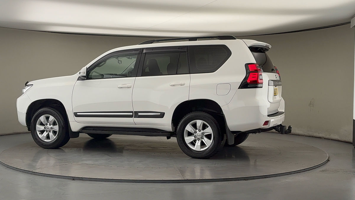 More views of Toyota Land Cruiser