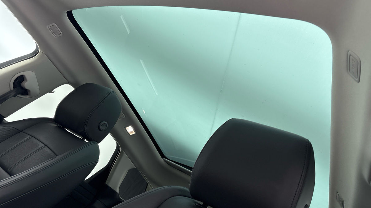 Land Rover Range Rover Evoque Image 6